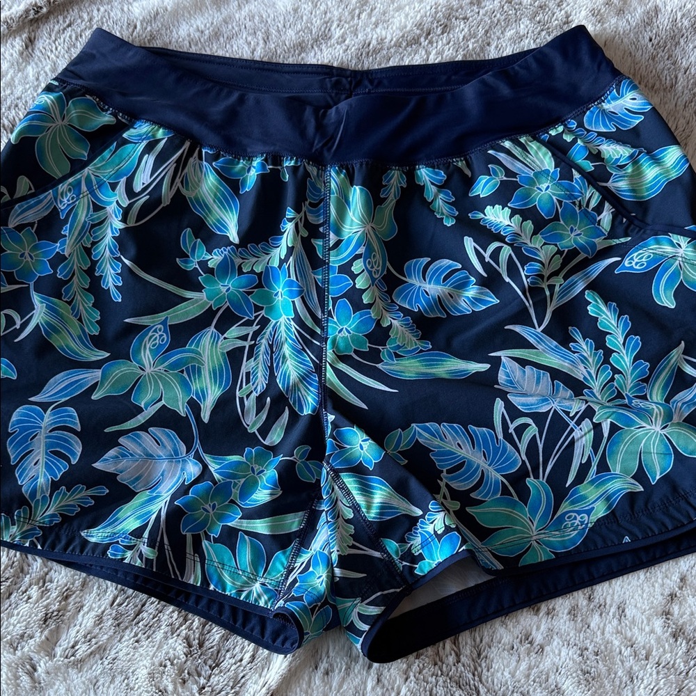 Lands' End sunshade shorts navy Floral Women's Athletic/swim shorts